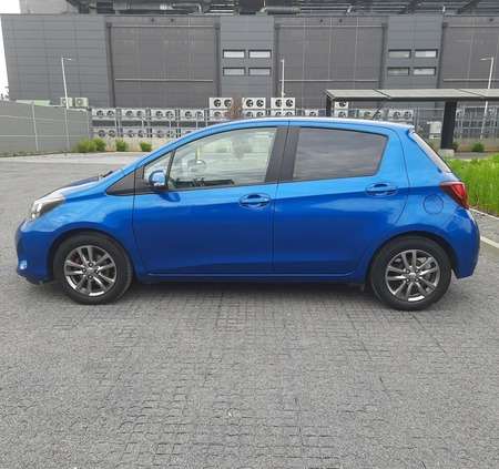 Toyota Yaris cena 29900 przebieg: 158463, rok produkcji 2016 z Warszawa małe 56